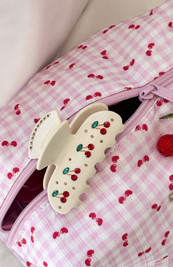 CHERRY_LOVE_HAIR_CLIP_12.03.25_01