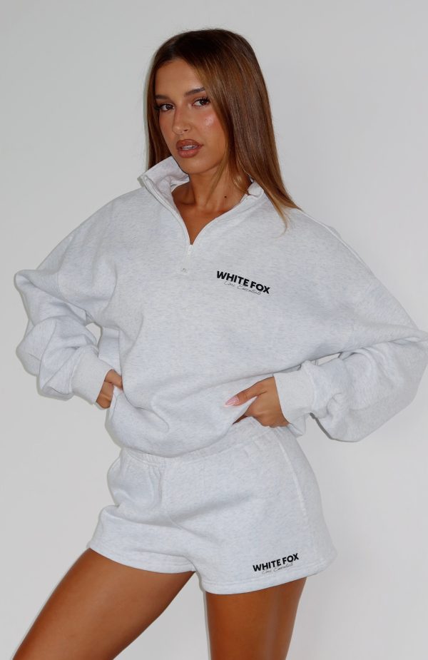 CORE_ESSENTIALS_ZIP_SWEATER_CORE_ESSENTIALS_LOUNGE_SHORTS_26.02.25_03