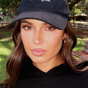 Asking For More Cap Black