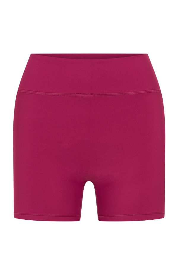 ENDURANCE_SCRUNCH_HIGH_WAISTED_SHORTS_GHOST_01