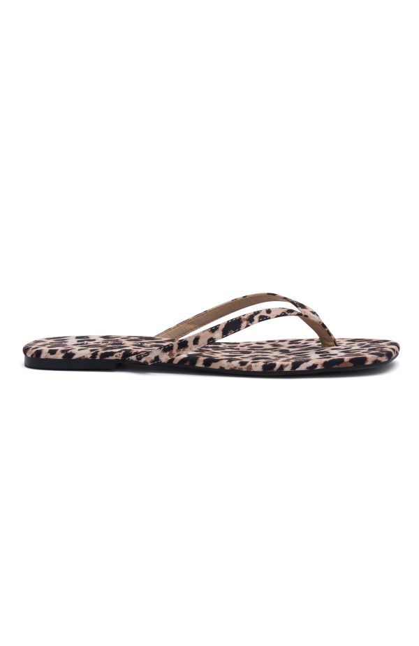 ERICA_SANDALS_GHOST_01