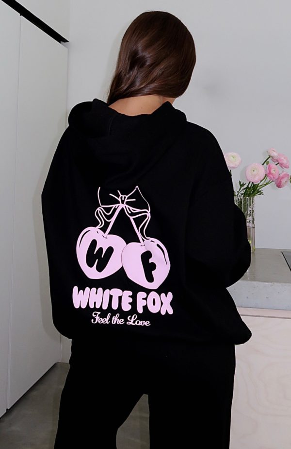 FEEL_THE_LOVE_HOODIE_FEEL_THE_LOVE_SWEATPANTS_02.12.copy_