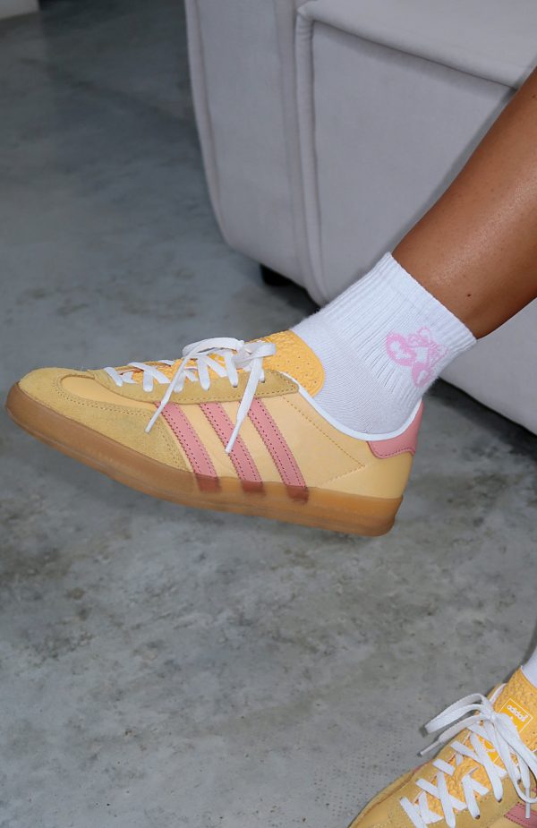 FEEL_THE_LOVE_SOCKS_02.12.2401