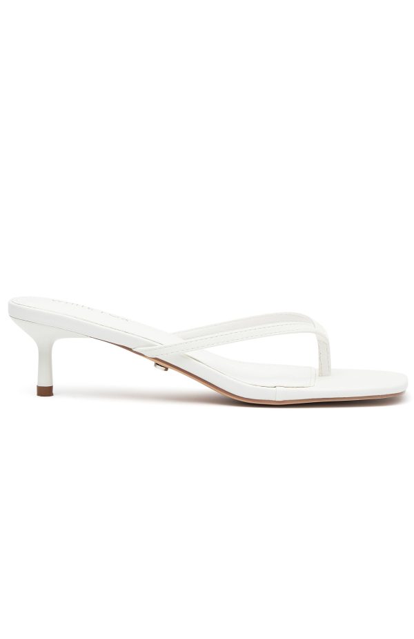 HAMPTONS_THONG_HEELS_GHOST_03
