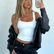 I_CAN_BE_YOURS_TOP_09_01_2306