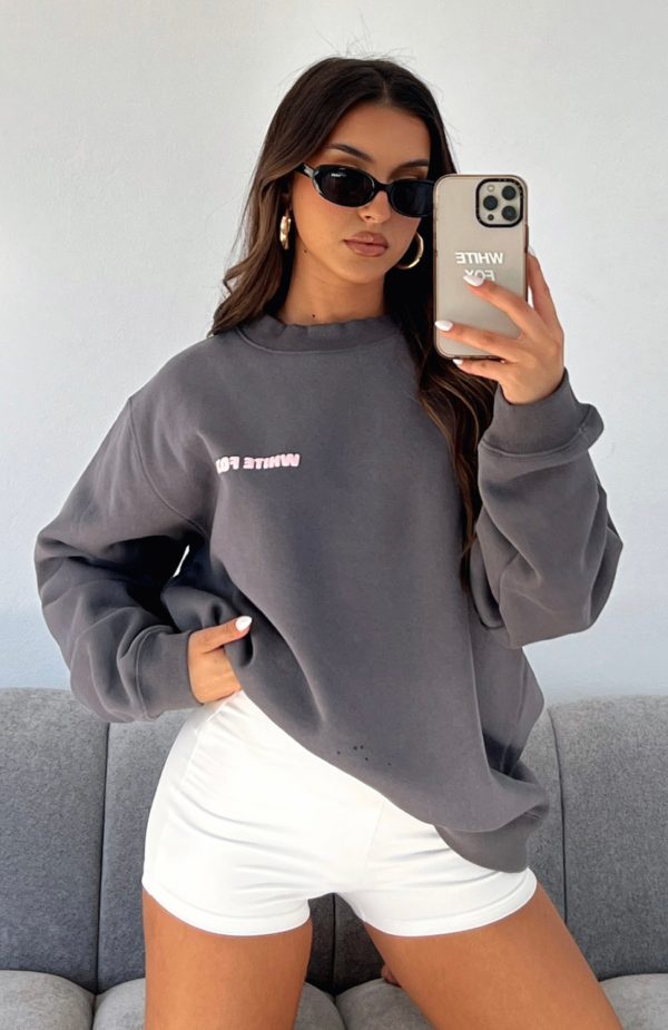 LOVE_BURST_OVERSIZED_SWEATER_25_09_23_01