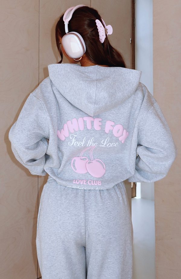 LOVE_ME_TENDER_HOODIE_LOVE_ME_TENDER_SWEATPANTS_02.12.2408_4c1bd924-de5e-4302-817c-71d441dca549