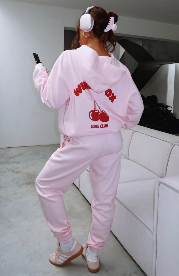 LOVE_ME_TENDER_HOODIE_LOVE_ME_TENDER_SWEATPANTS_02.12.2414