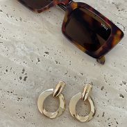 LUNA_EARRINGS_ROBERTA_SUNGLASSES_120923_01