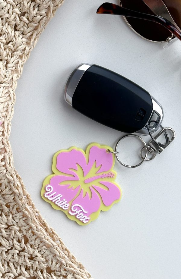 MEET_ME_ON_VACATION_KEYCHAIN_26.2.25_01
