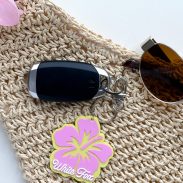 MEET_ME_ON_VACATION_KEYCHAIN_26.2.25_02