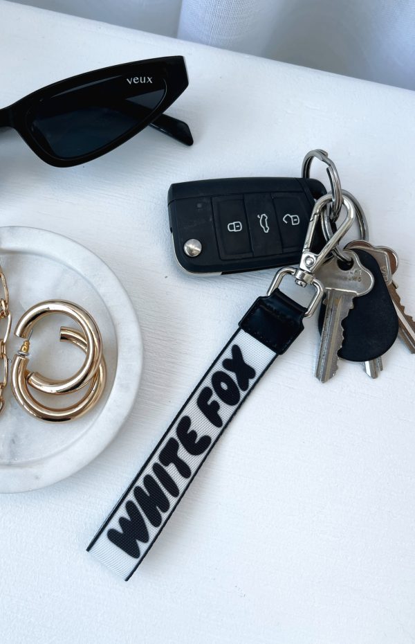 NEXT_LEVEL_STRAP_KEYCHAIN_09_11_2302