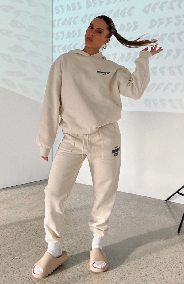 OFFSTAGE_HOODIE_OFFSTAGE_SWEATPANTS_260722_16