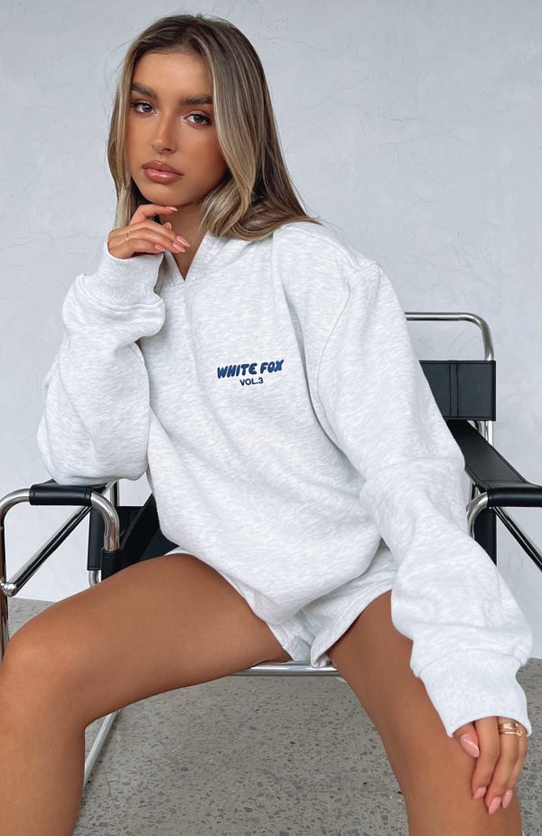OFFSTAGE_OVERSIZED_HOODIE_OFFSTAGE_LOUNGE_SHORTS_08032022_04