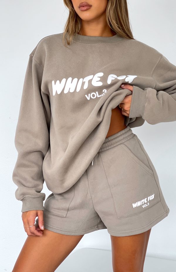 OFFSTAGE_SWEATER_OFFSTAGE_LOUNGE_SHORTS_FAWN_21.11.23_01