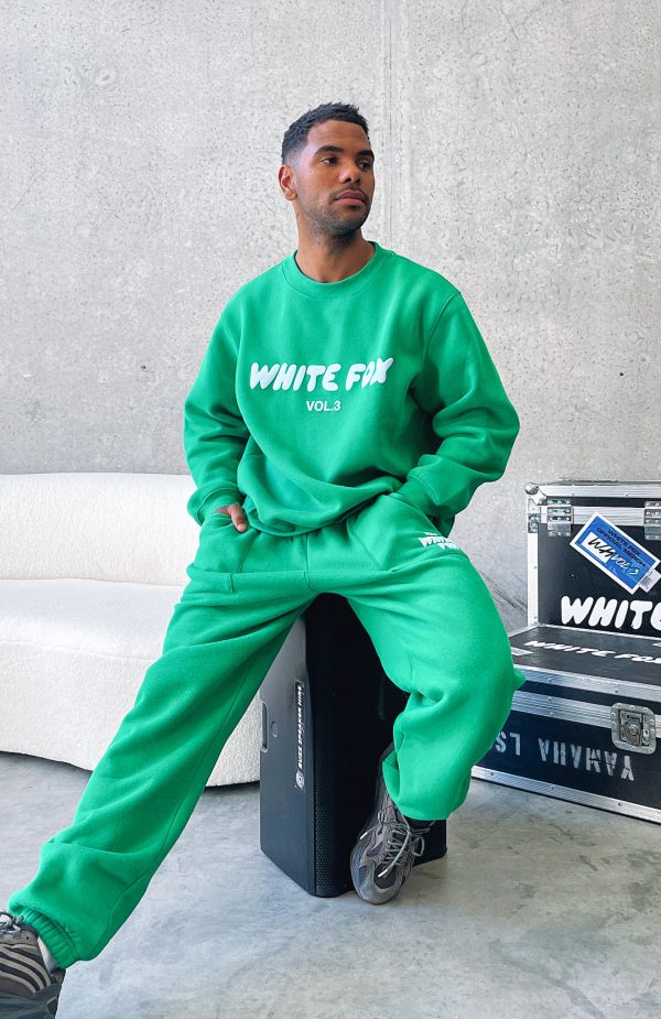 OFFSTAGE_SWEATER_OFFSTAGE_SWEATPANTS_05_10_21_0022-2