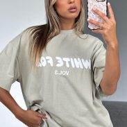 OFFSTAGE_TEE050123_03