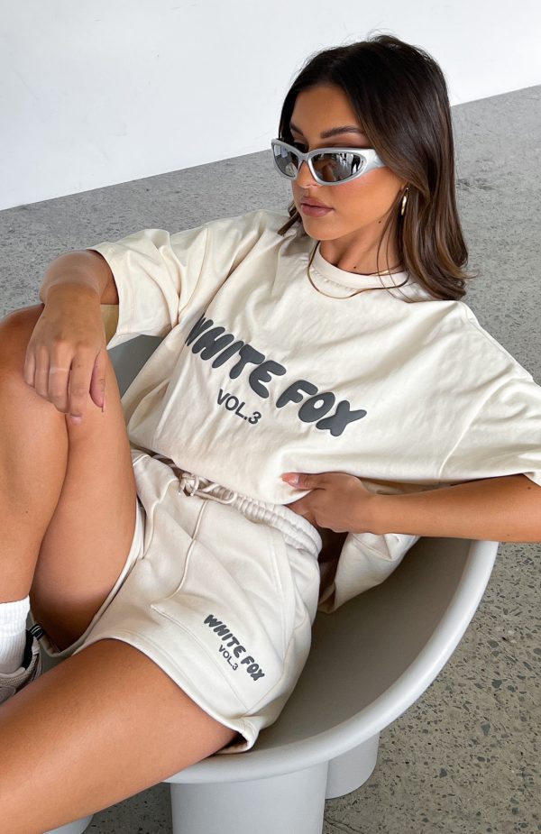 OFFSTAGE_TEE_SHORT_02.11.22_03