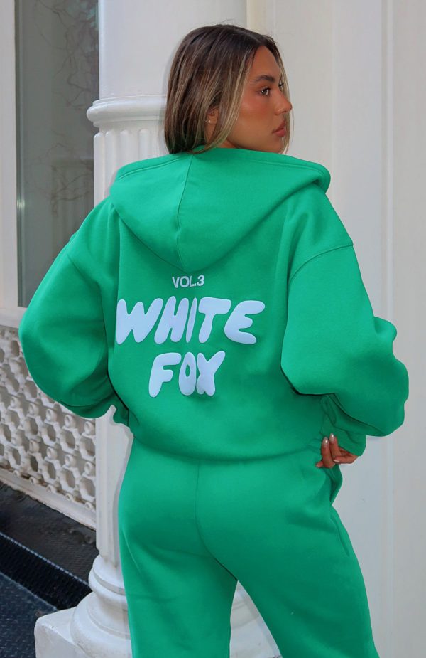OFFSTAGE_ZIP_FRONT_HOODIE_AMAZON_06.11.24_15