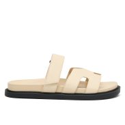 RILEY_SANDALS_GHOST_01