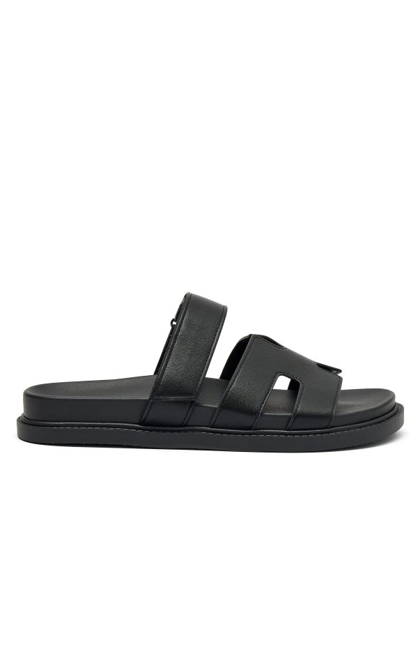 RILEY_SANDALS_GHOST_02