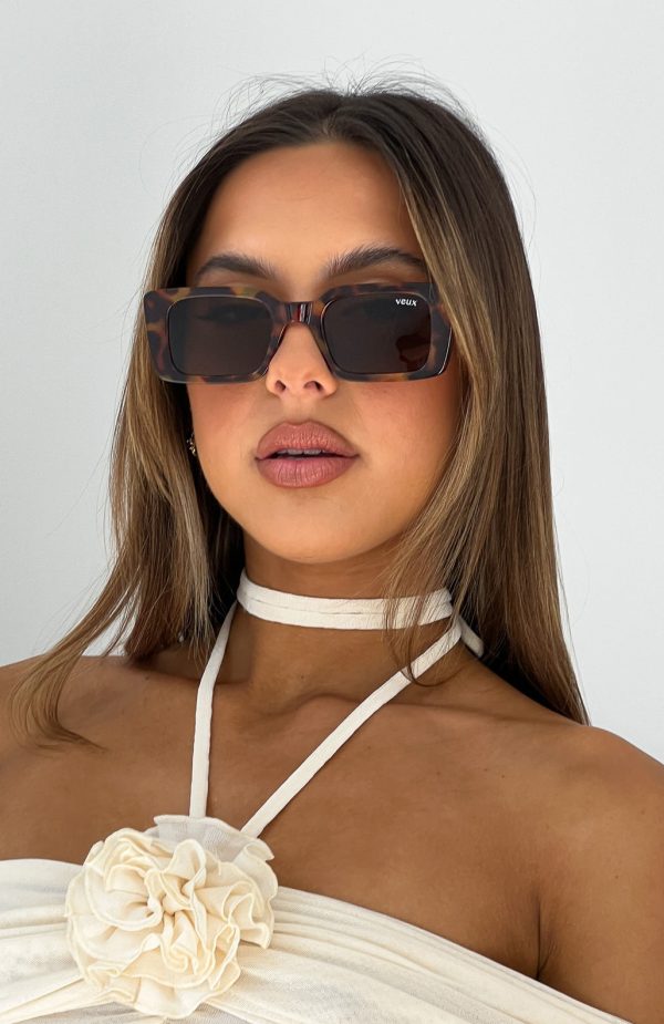 ROBERTA_SUNGLASSES_12.09.23_05