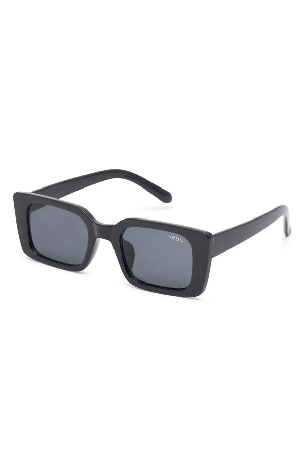 ROBERTA_SUNGLASSES_GHOST_02