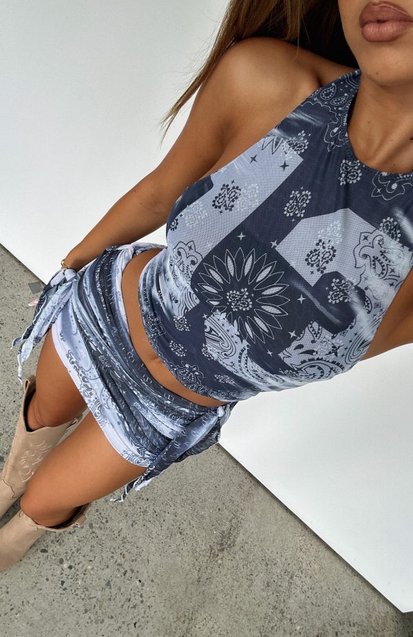 ROOFTOP_DREAMER_TOP_ECLIPSE_HEART_MINI_SKIRT_6.2.25_7