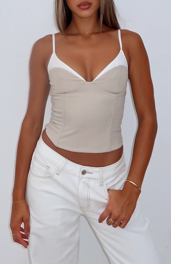 SHES_A_REBEL_BUSTIER_20.2.25_01