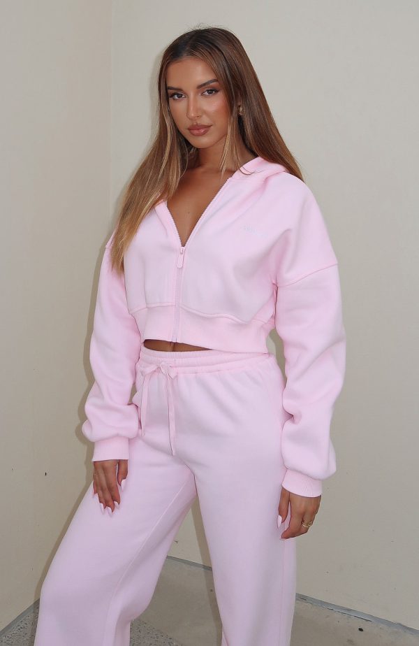 SHES_EFFORTLESS_CROPPED_HOODIE_STRAIGHT_FORWARD_WIDE_LEG_TRACK_PANT_PINK_05.12.24_6