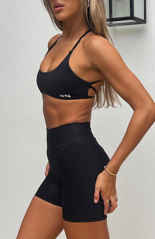 SHE_S_HEALTHY_SPORTS_CROP_KEEP_HIGH_WAISTED_SHORTS_27_02_2402