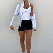 STRONGER_HIGH_WAISTED_SHORTS_PERFORMANCE_SPORTS_CROP_01.11.23_02