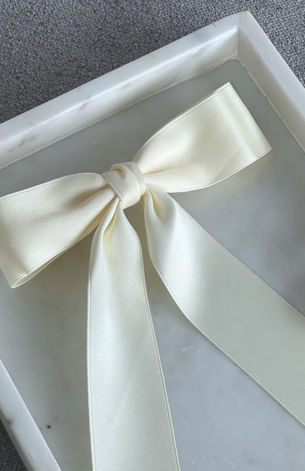 SWEET_SERENITY_BOW_HAIR_CLIP_7.05.24_03_a3168f83-66cb-412c-9aa2-1803875018ca