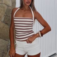 TROPIC_DREAM_HALTER_TOP_20.2.25_04_bda9db32-be75-49d7-a5ed-a2e787764c98