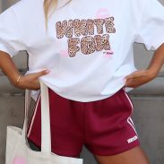 WHITE-FOX-11TH-STREET-SHES-SO-LUCKY-OVERSIZED-TEE-LEOPARD-PINK-WHITE-11TH-STREET-OUT-AND-ABOUT-LOUNGE-SHORTS-RED_09.02.25_01-2