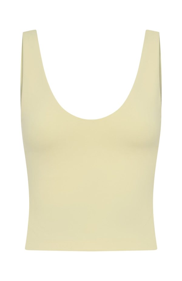 WHITE-FOX-BALANCE-SPORTS-CROP-YELLOW-GHOST-1