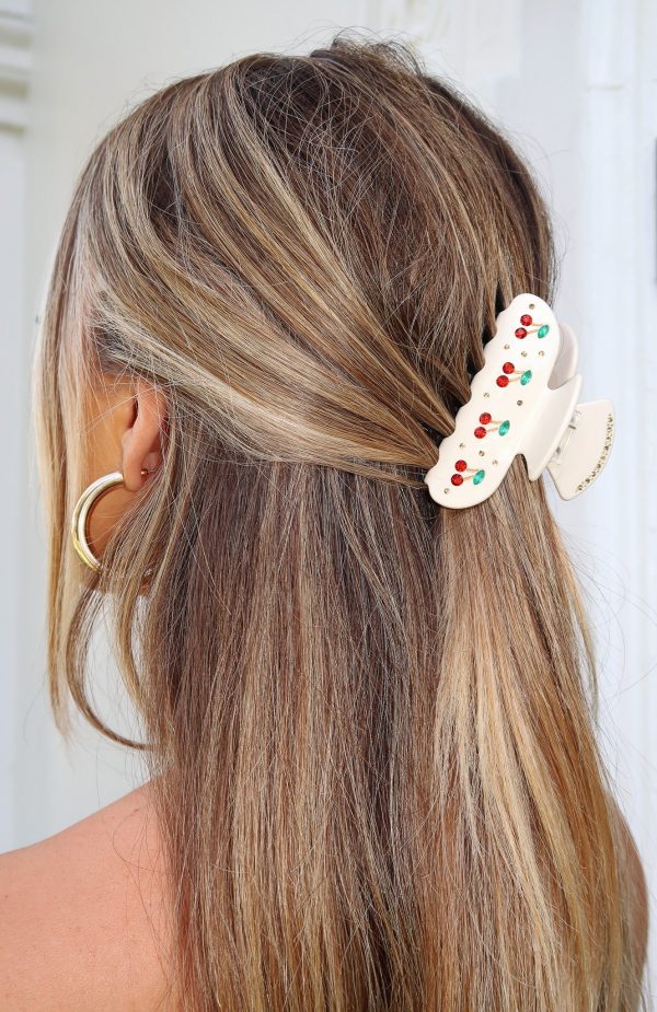 WHITE-FOX-CHERRY-LOVE-HAIR-CLIP-12.3.25-1-2