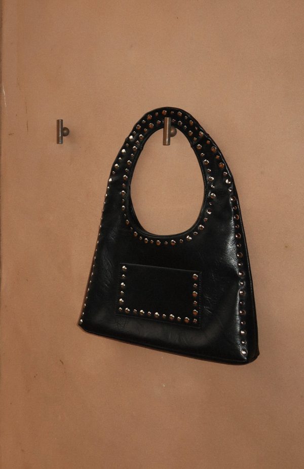 WHITE-FOX-GUITA-SHOULDER-BAG-BLACK-18.3.25-3