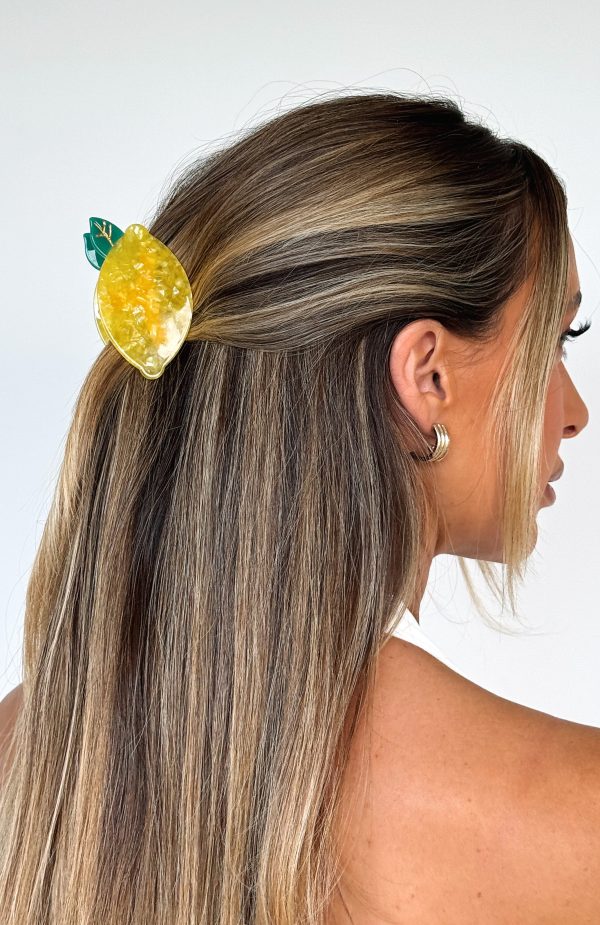WHITE-FOX-PIPER-HAIR-CLIP-LEMON-YELLOW_18.03.25_01