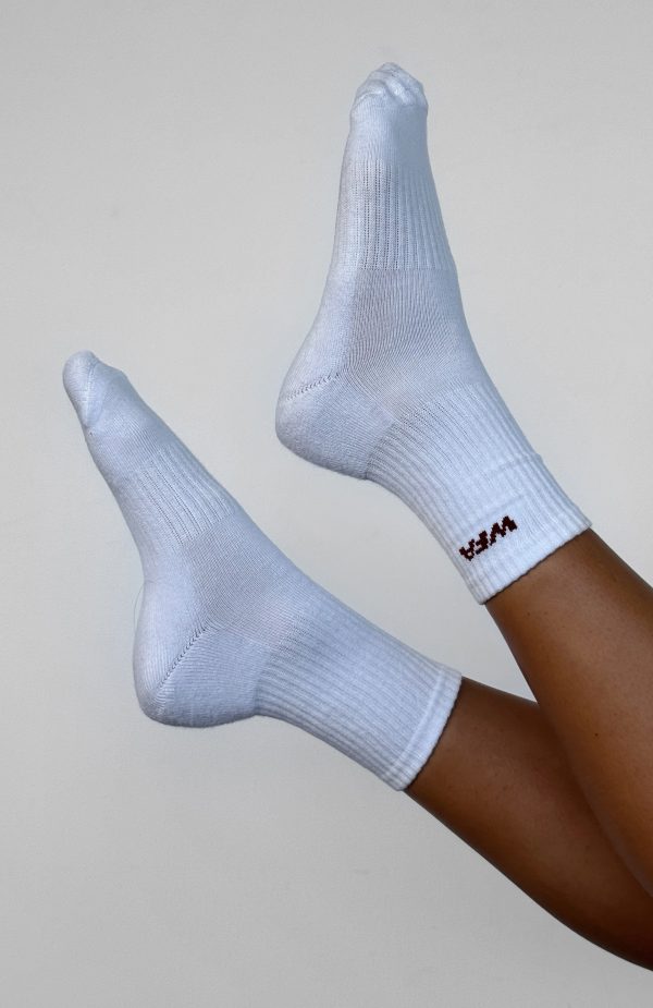 white-fox-WFA-socks-white-merlot-14.05.25-2