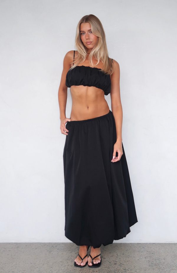 white-fox-all-i-wanted-was-you-top-black-all-i-wanted-was-you-midi-skirt-black.30.4.25.01