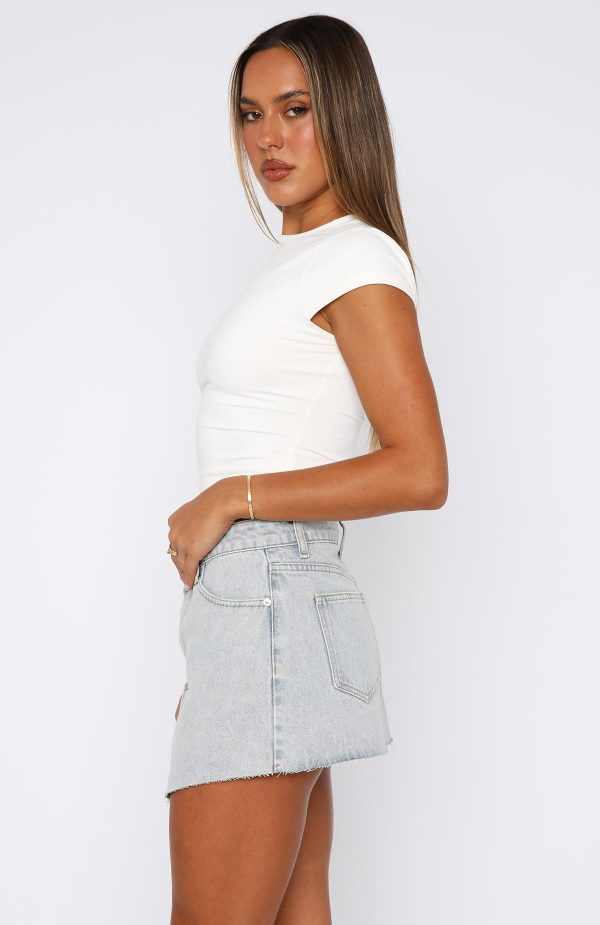 white-fox-best-for-last-denim-mini-skirt-glacier-blue06