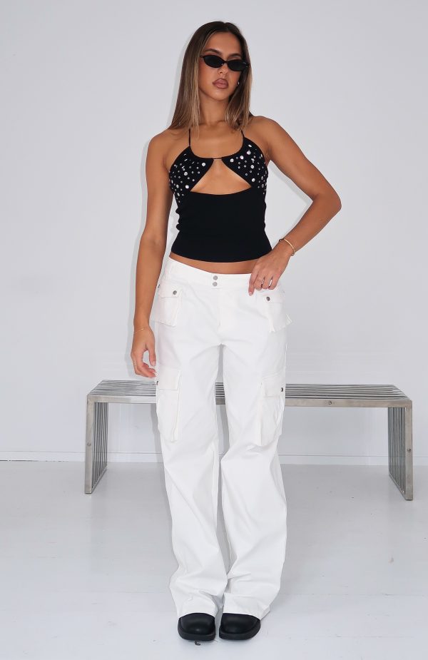 white-fox-can_t-compete-cargo-pants-off-white-29.5.25-left-on-read-halter-top-black01