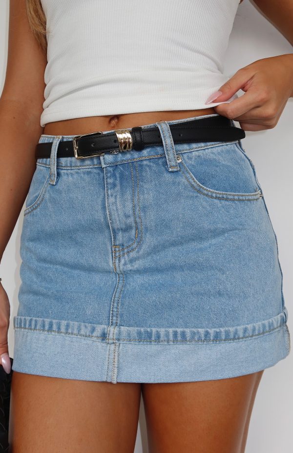 white-fox-charlotte-denim-mini-skirt-mid-blue-25.3.25.03