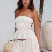 white-fox-flawless-top-flawless-mini-skirt-cream-26.3.25-5_c1bf8a77-ec4e-4f94-a5a5-83e5560b1828