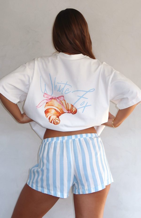 white-fox-fresh-only-oversized-pyjama-tee-white-echos-of-you-pyjama-shorts-blue-white-11.6.25-1