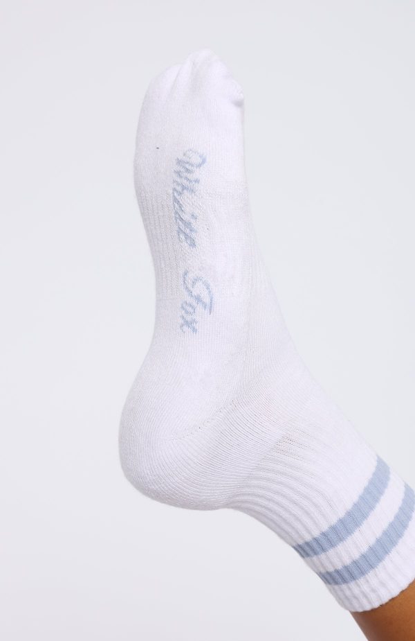 white-fox-grounded-socks-white-blue-02