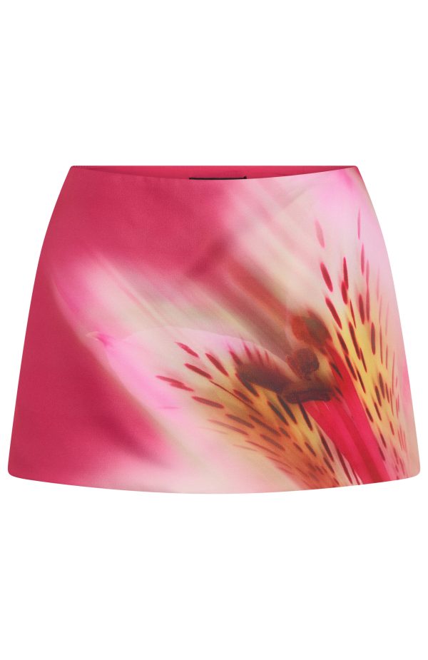 white-fox-it_s-go-time-mini-skirt-berry-blossom.GHOST_.01