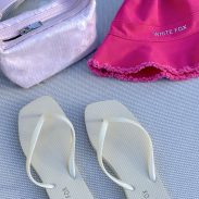 white-fox-josie-thong-sandals-off-white.20.5.25.02