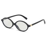 white-fox-liam-blue-light-glasses-black-clear.GHOST_.02